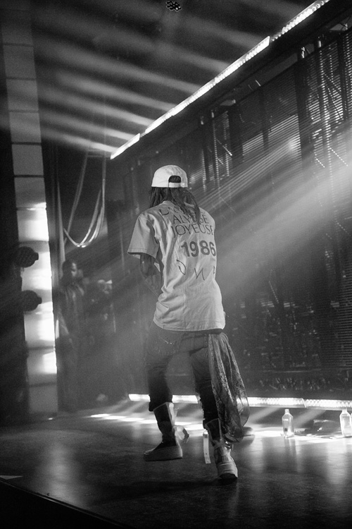 Lil Wayne Puts On A Live Show In Atlanta For His I Aint Shit Without You Tour