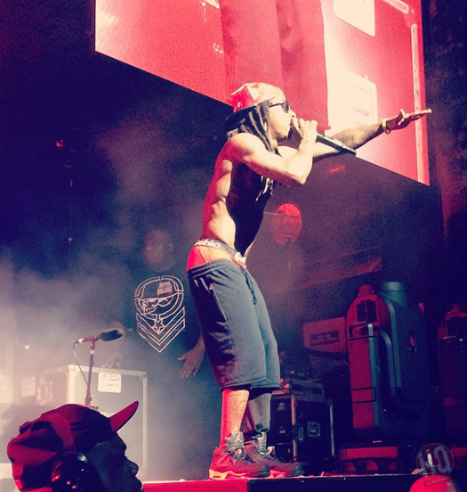 Lil Wayne & Drake Perform Believe Me, Trophies, Loyal & More Live In Tampa Florida