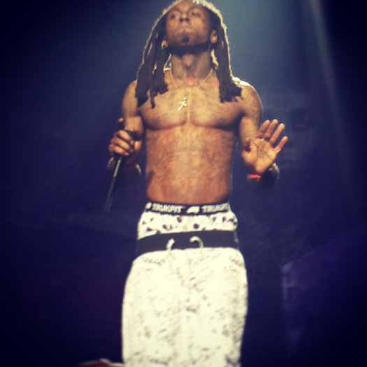 Lil Wayne Performs Live In Toulouse France On His European Tour