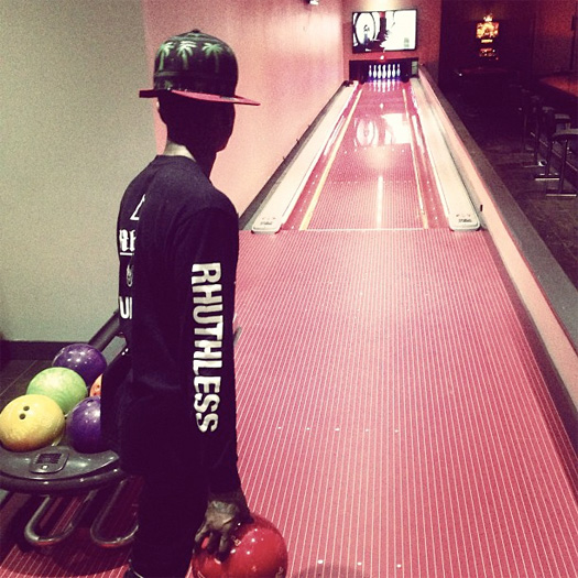 Soulja Boy & Mike Go Skating & Bowling At Lil Wayne Crib