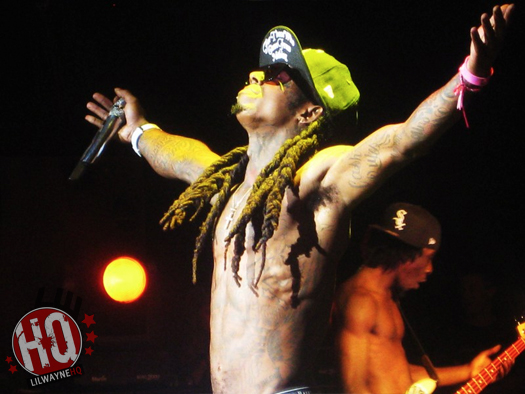 Pictures Of Lil Wayne Performing In Michigan On I Am Still Music Tour