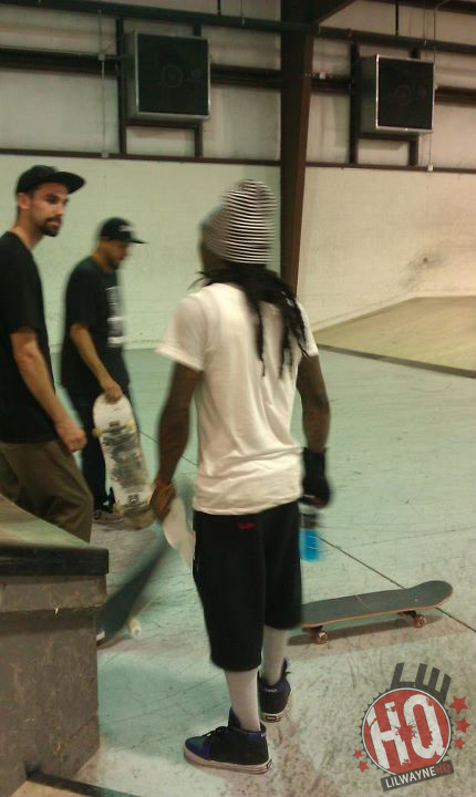 Lil Wayne Skateboarding Session At Midtown In Florida