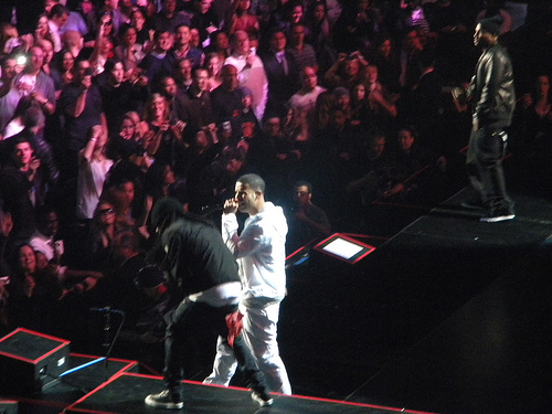 Young Jeezy Brings Out Lil Wayne Nicki Minaj & Drake During Jay-Zs NYC Show